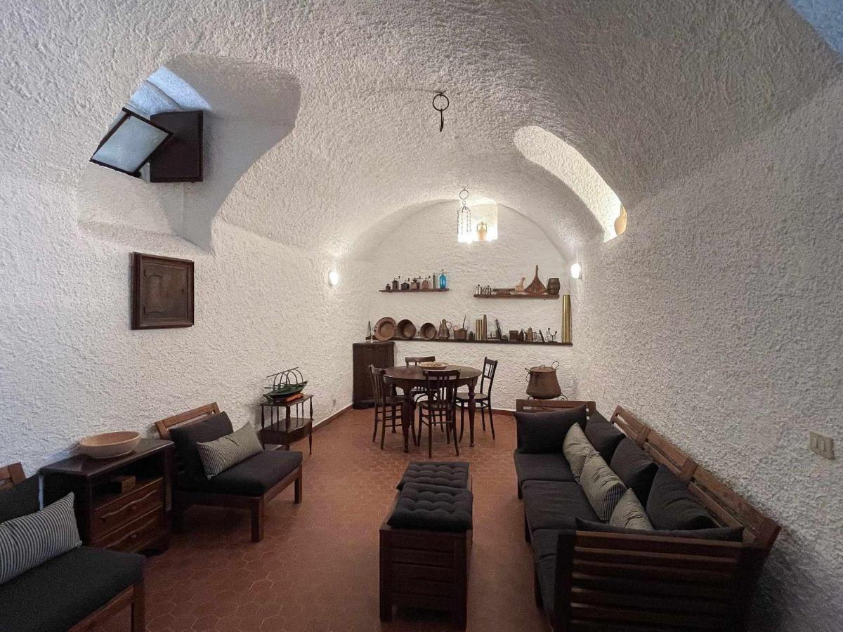 Il Convento Ancient Apartment With Private Garden 贝拉焦 外观 照片
